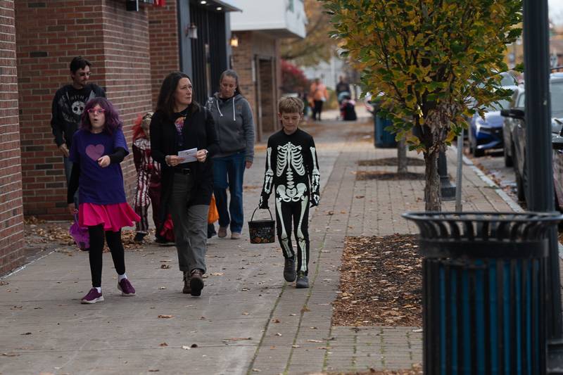 DOWNTOWN trick or treat 2023