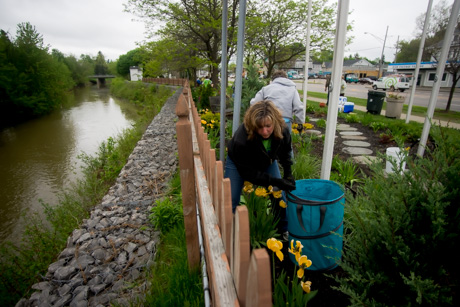 dayofcaring2015-6.jpg