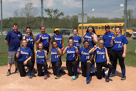 jvsoftballmay13.jpg