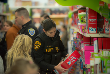 walmartcopshopdec192015-5.jpg