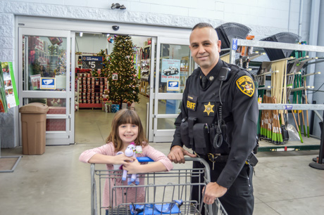 shopwithcopdec2016-3.jpg