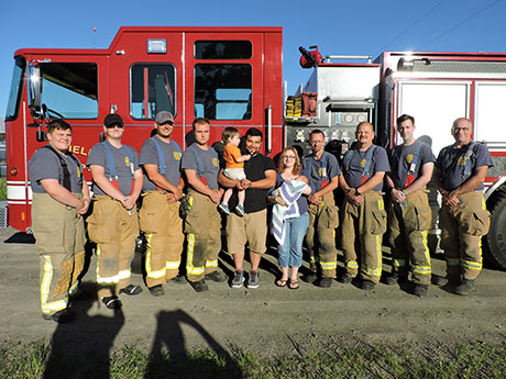 petes_car_oakfield_fd_delivers_baby_014.jpg