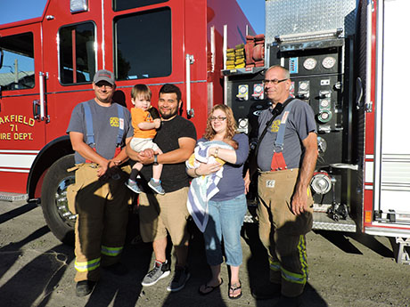 petes_car_oakfield_fd_delivers_baby_015.jpg