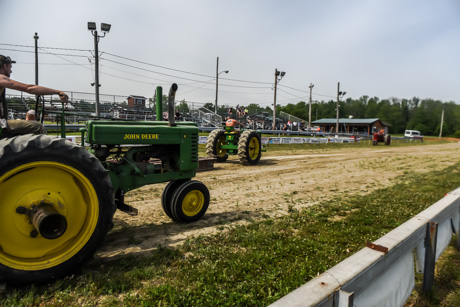 alexandertractorpulljune192021-3.jpg