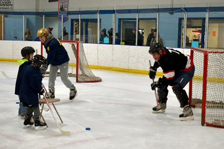 dsc_5850tryhocky.jpg