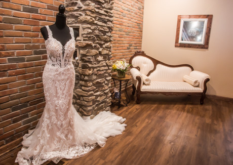 bridalshopleroy2022-4.jpg