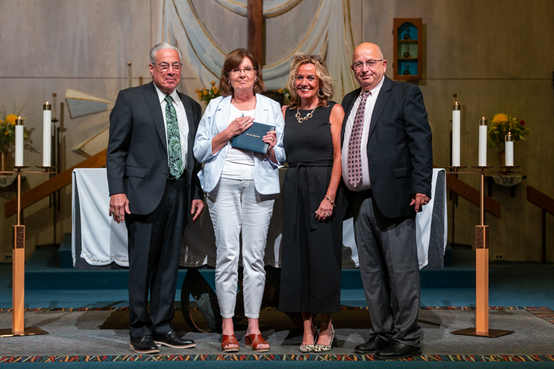 Special award give to an Notre Dame Alumni
