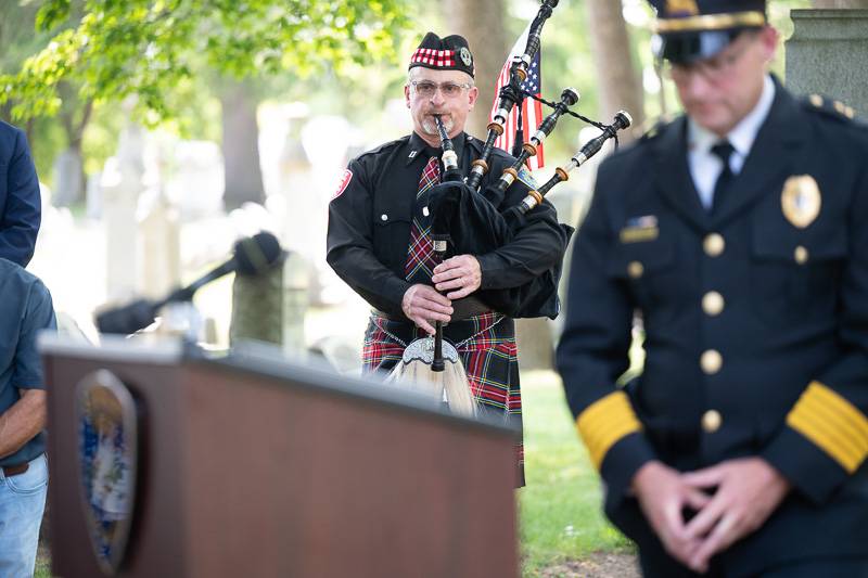 batavia pd flag service