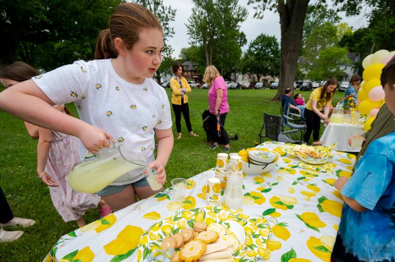 lemonade stand