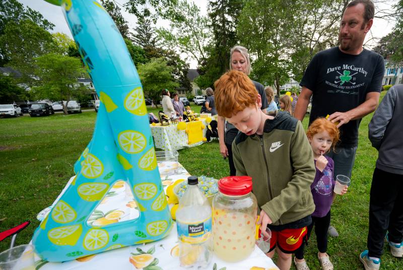 lemonade stand