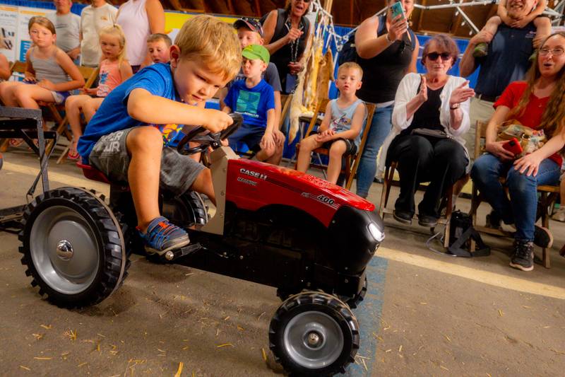 tiny tot tractor pull Genesee County Fair 2023
