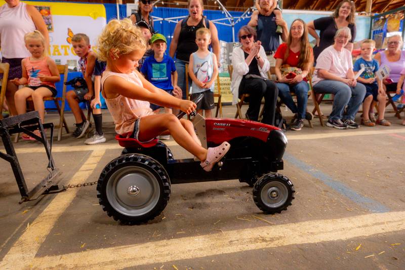 tiny tot tractor pull Genesee County Fair 2023