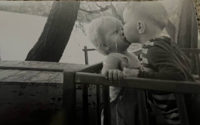 reilly kiss godfrey pond