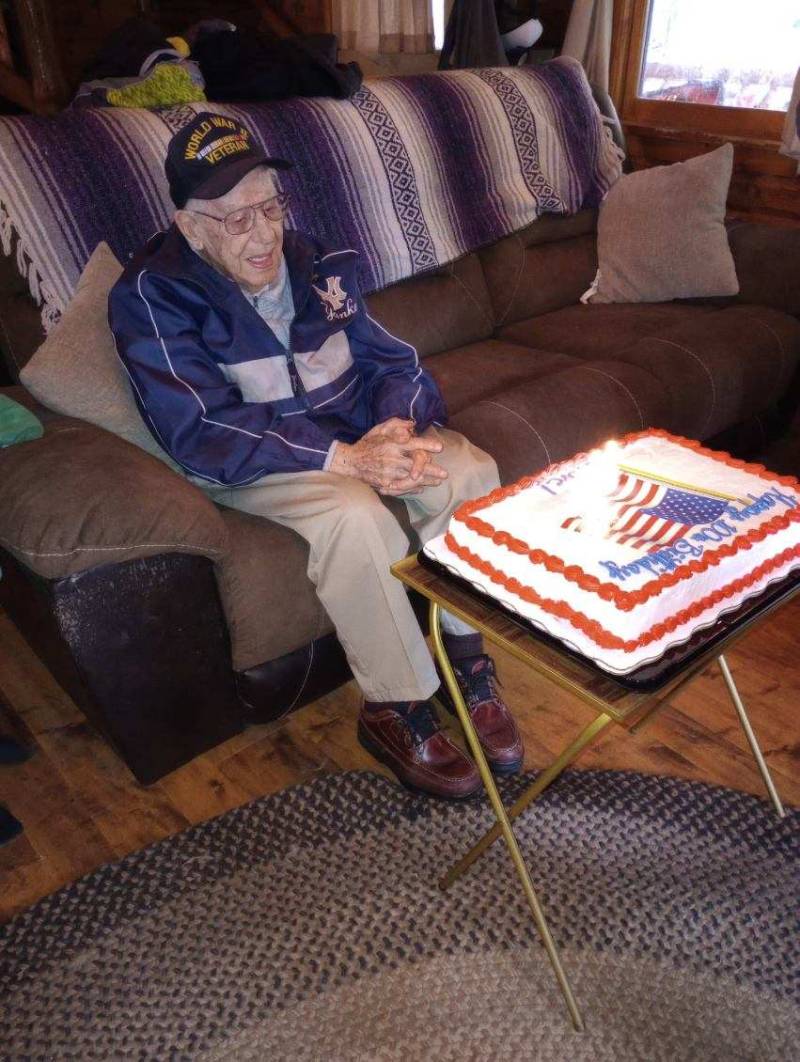 Steve Vernaccini with cake