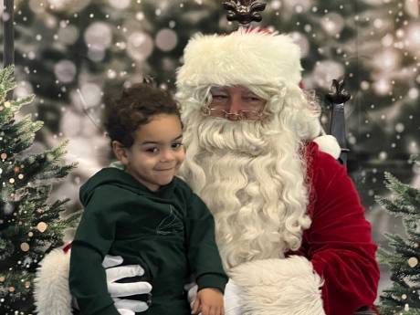 Santa in Batavia Centre