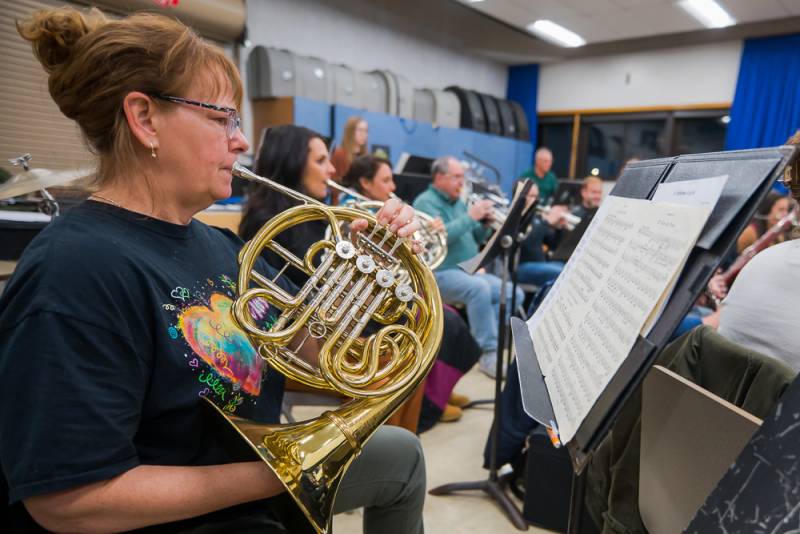 genesee symphony orchestra holiday rehersal 2023