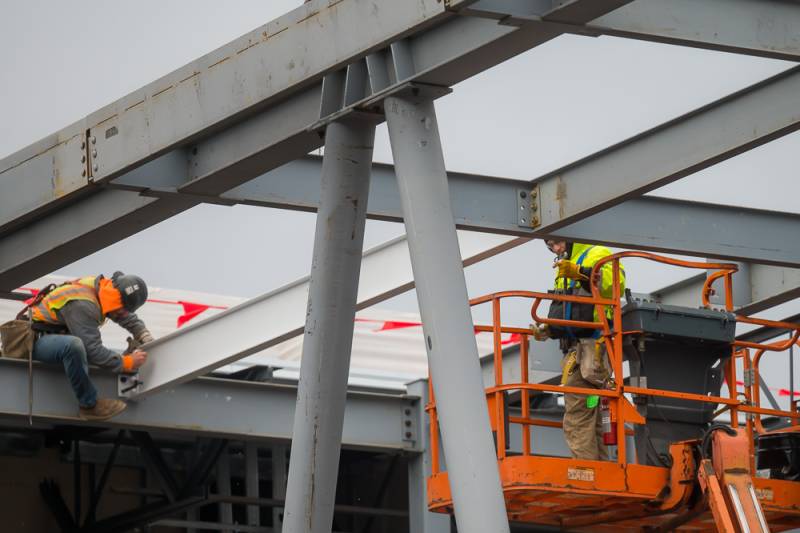 health living topping off nov. 2023