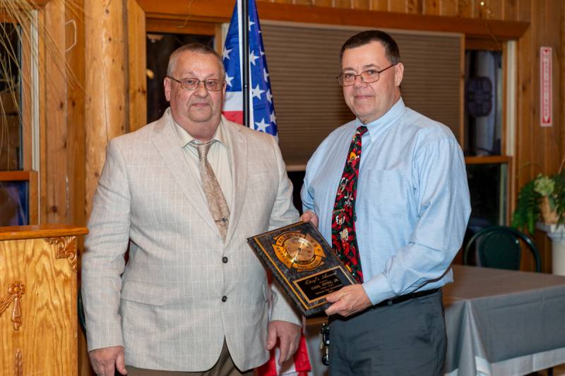 Chiefs award presented to Carl Hyde Jr.  Photo by Steve Ognibene