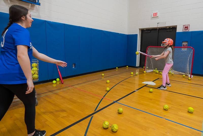 stingers softball camp with blue devils