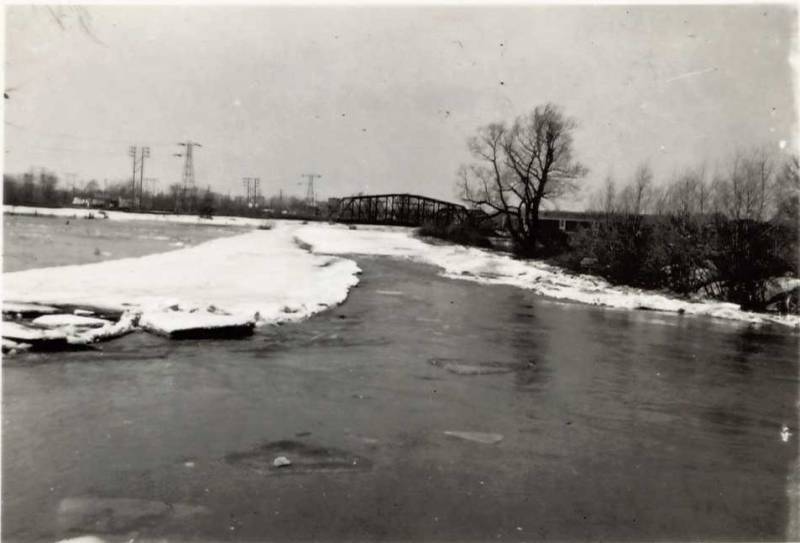 law-street-1942-flood04-12-2024-103752-1.jpg