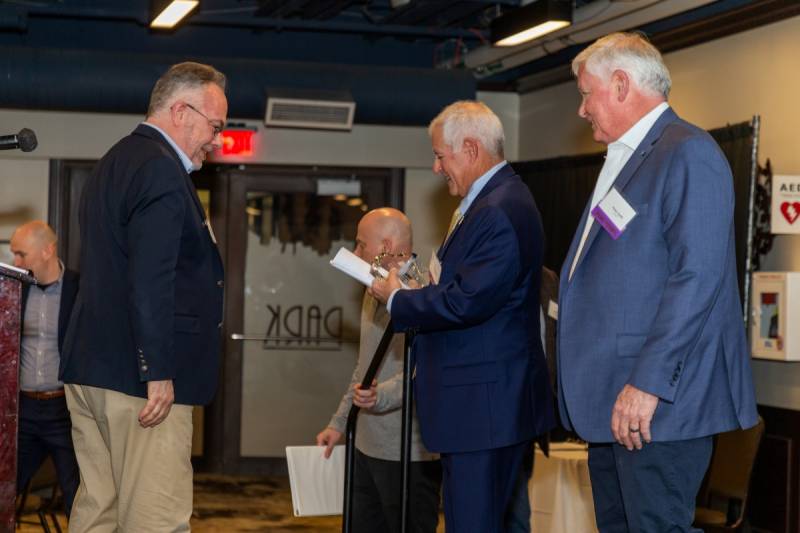 Jeff Janiszewski, Empire State Development receving award.  Photo by Steve Ognibene