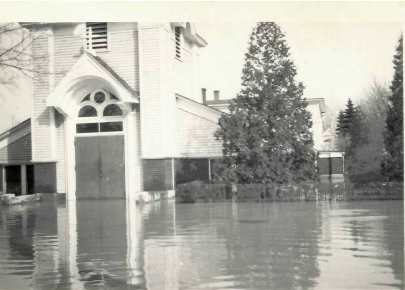 sacred-heart-church-1942-flood04-12-2024-103824-1.jpg