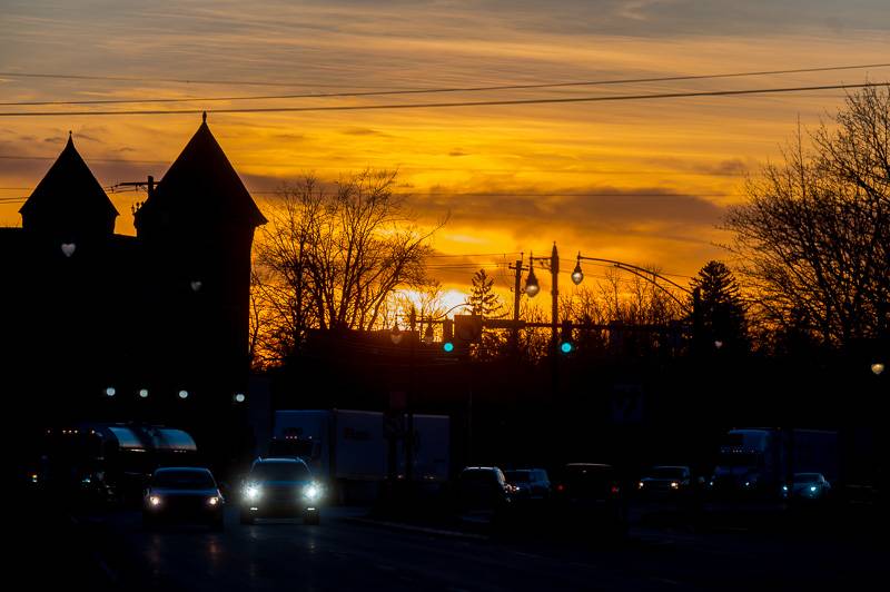 sunset at main and ellicott batavia