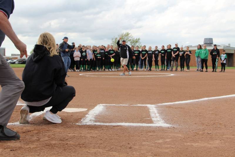 throwing-first-pitch-at-oa-game.jpg