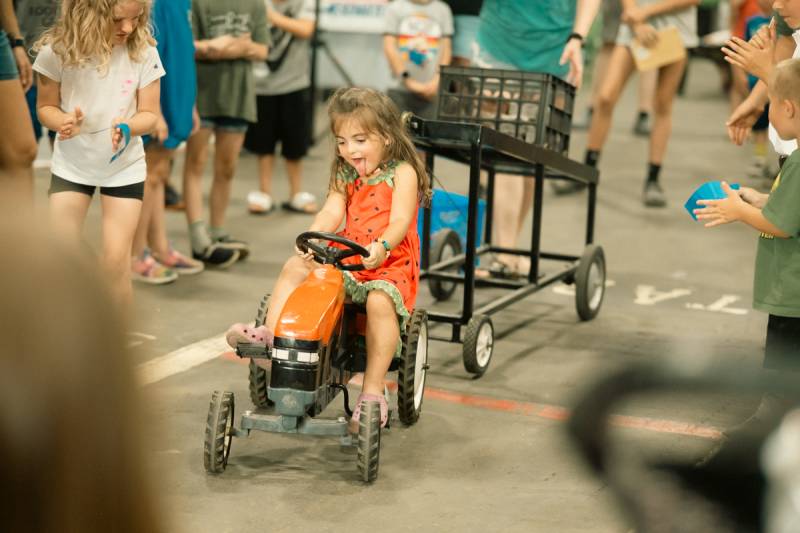 small-fry-tractor-pull-fair