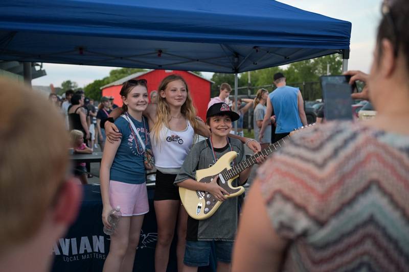 the Batavian guitar contest