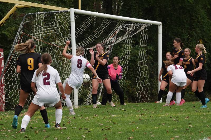 byron-bergen soccer girls