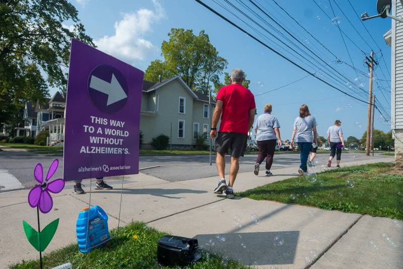 alzheimers-walk-in-batavia