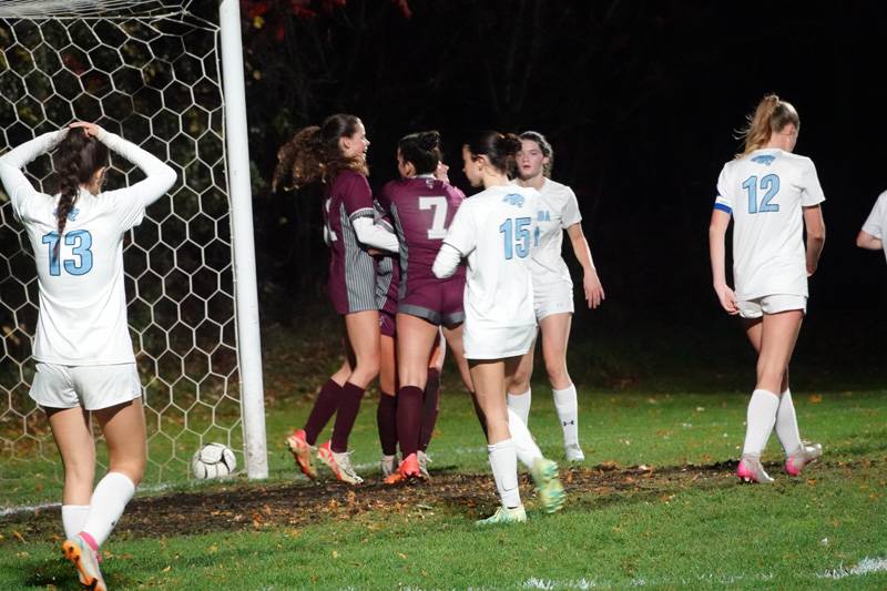 byron-bergen soccer girls