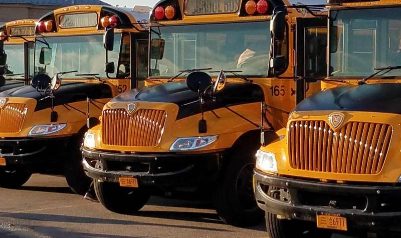 le roy school buses