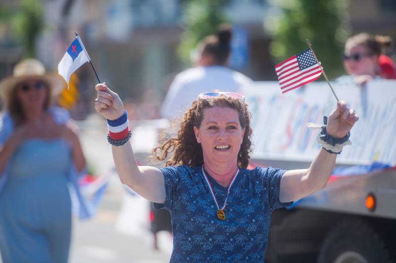 jennifer dunn memorial day parade