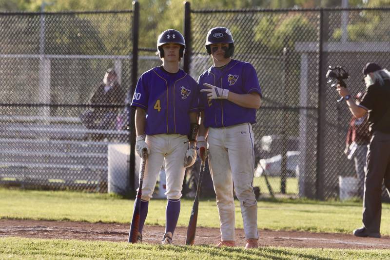 Oakfield-Alabama defeats Caledonia-Mumford 10-1