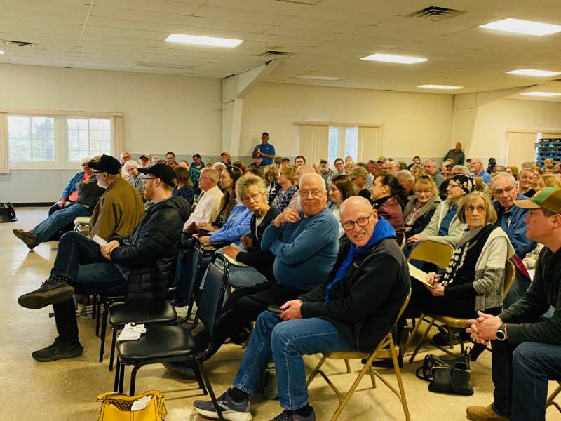 Packed Bethany meeting