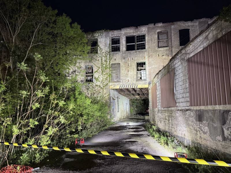 Harvester Center collapse