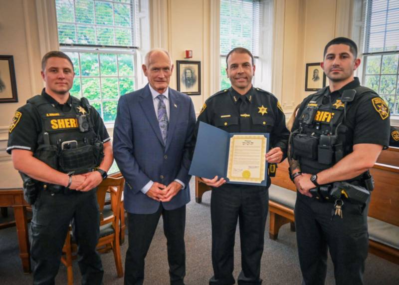 police-week-proclamation-presentation.jpg