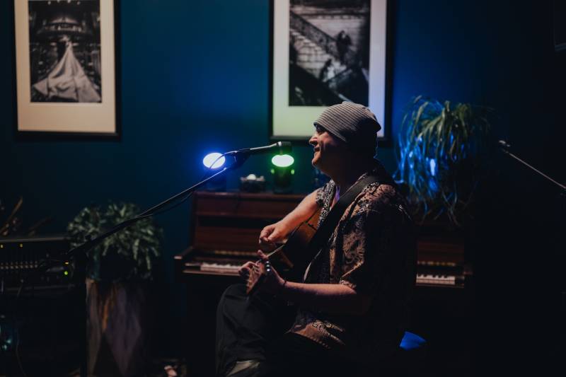 iburi open mic