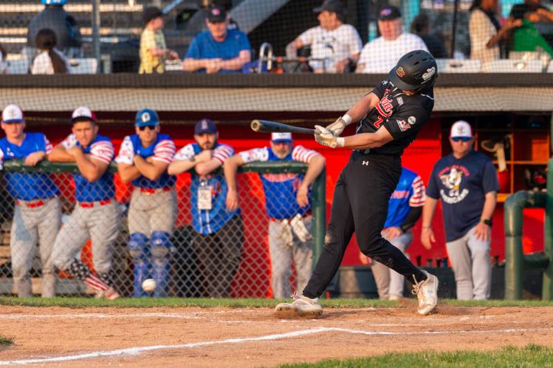 Muckdogs lose a close game against Niagara Falls wednesday evening at Dwyer Stadium. Photo by Steve Ognibene