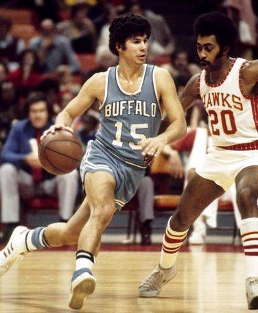 Bob McAdoo Buffalo Braves now Los Angeles Clippers  Basketball  photography, Nba pictures, Nba players