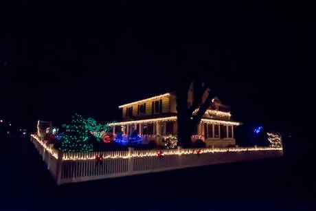 chrstmaslights2015-12.jpg