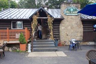 log_cabin_restaurant_16.jpg