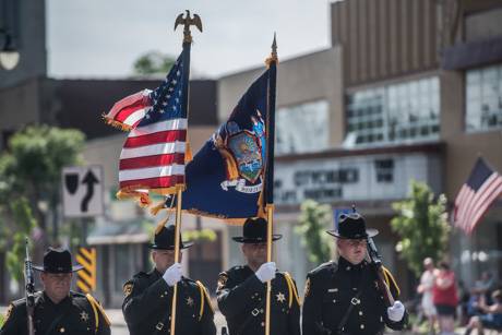 memorialdayparade2018.jpg