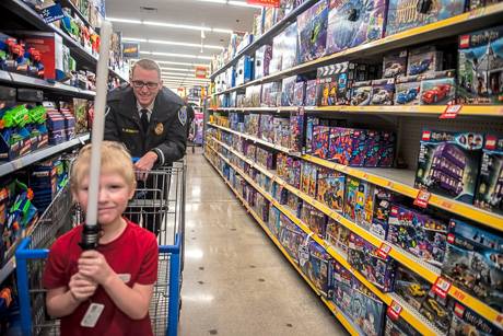 shopwithacop2019-6.jpg