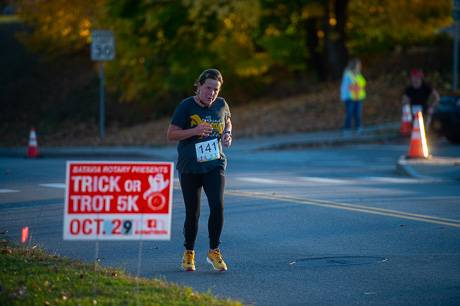 rotarytrickortrot5k2022-11.jpg