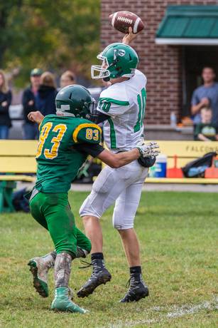 pembroke_varsity_football_at_cg_finney_20161008-2832.jpg