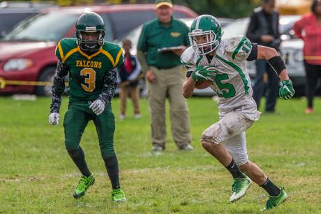 pembroke_varsity_football_at_cg_finney_20161008-3749.jpg